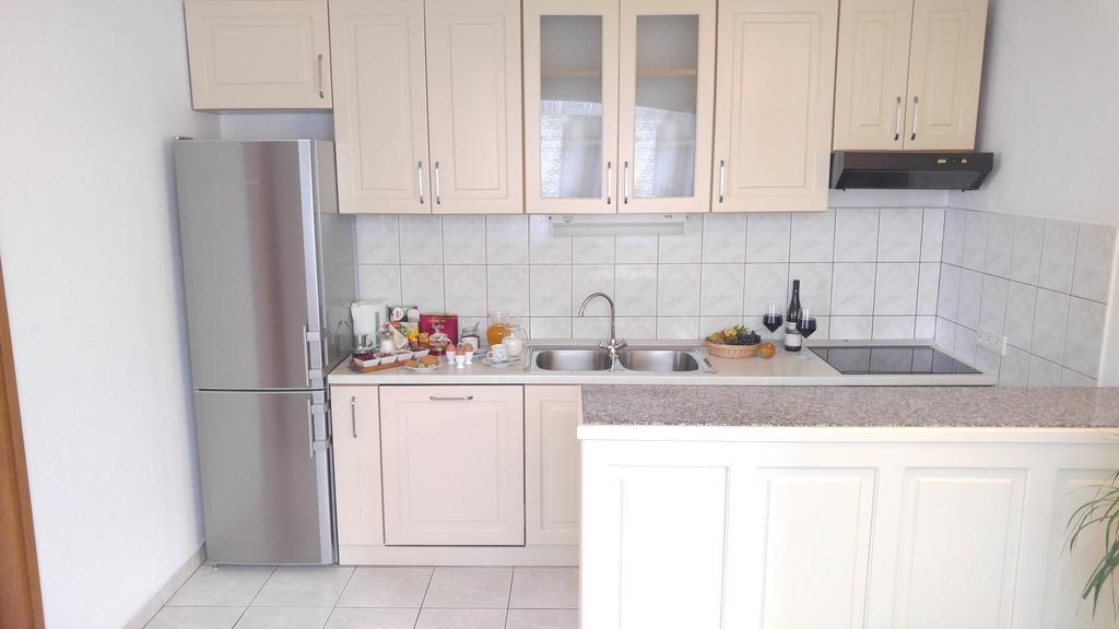 Apartments Doris & Petra Локва Рогозница Екстериор снимка